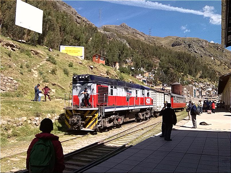 Tren Macho: Ein Streifzug über die Anden